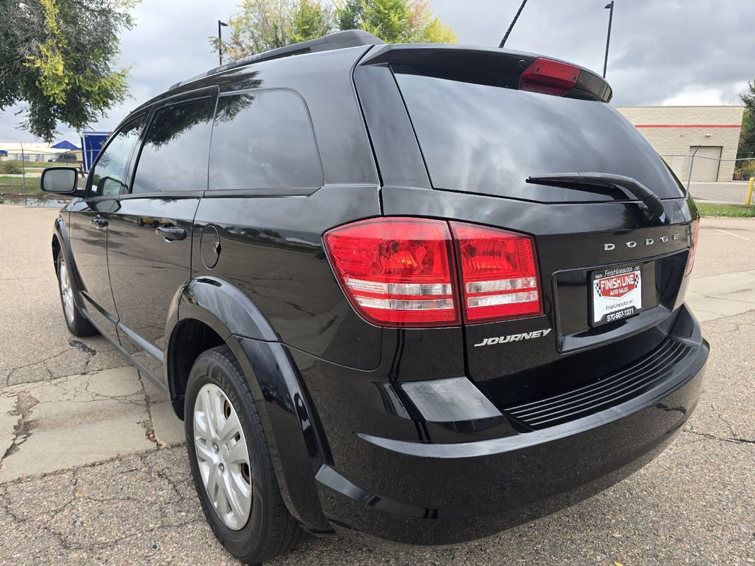 Used 2018 Dodge Journey SE image 7