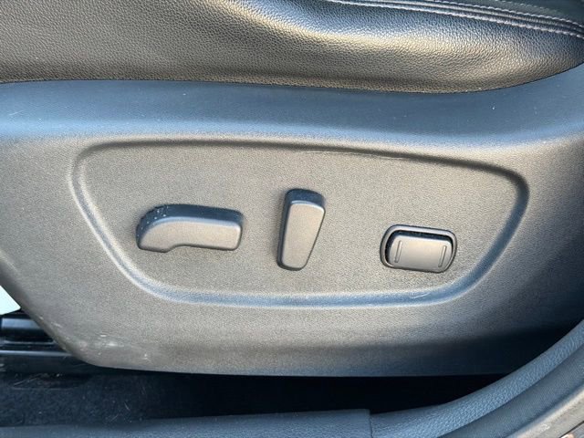 Used 2017 Nissan Rogue SL w/ SL Premium Package AWD/4WD image 23