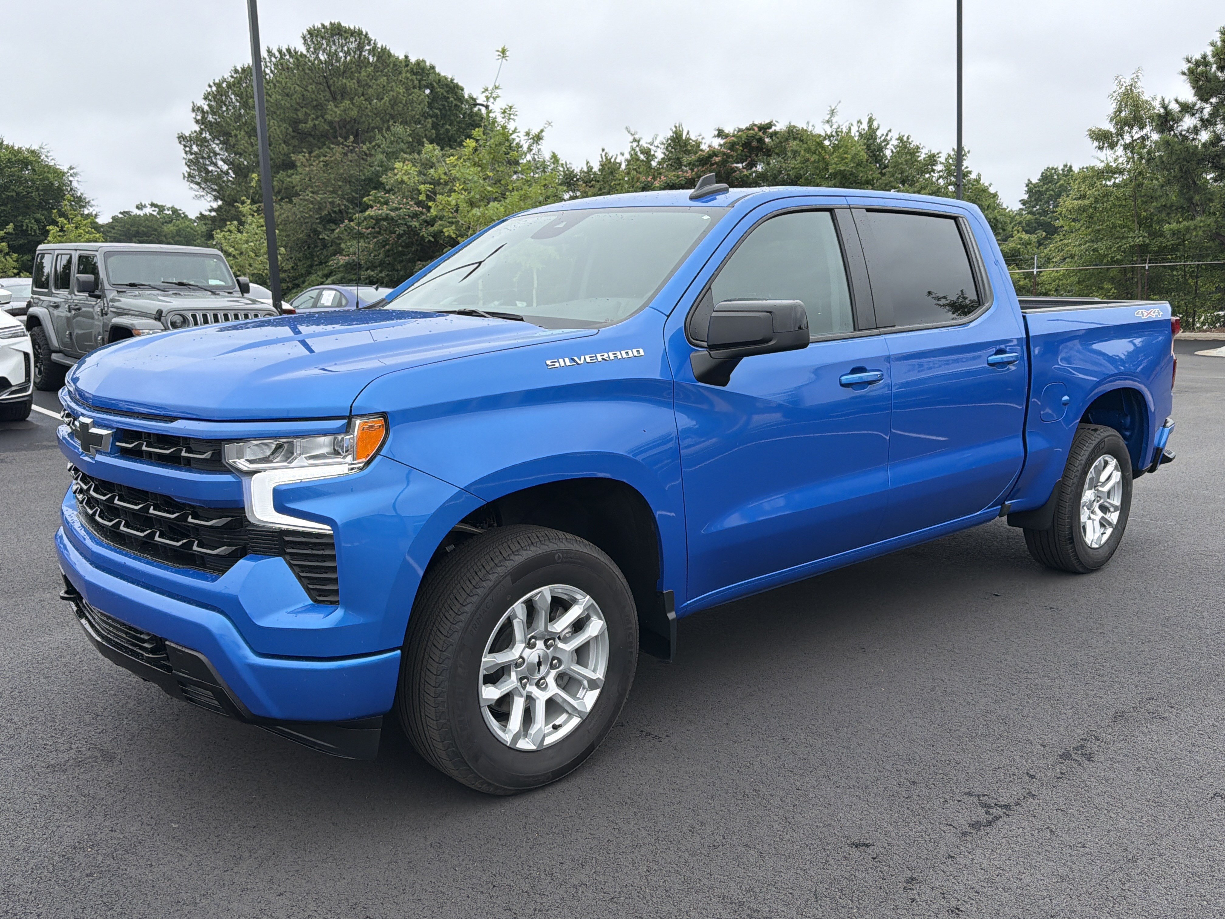 Used 2026 Chevrolet Silverado 1500 RST AWD/4WD image 3