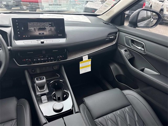 New 2026 Nissan Rogue Platinum image 17