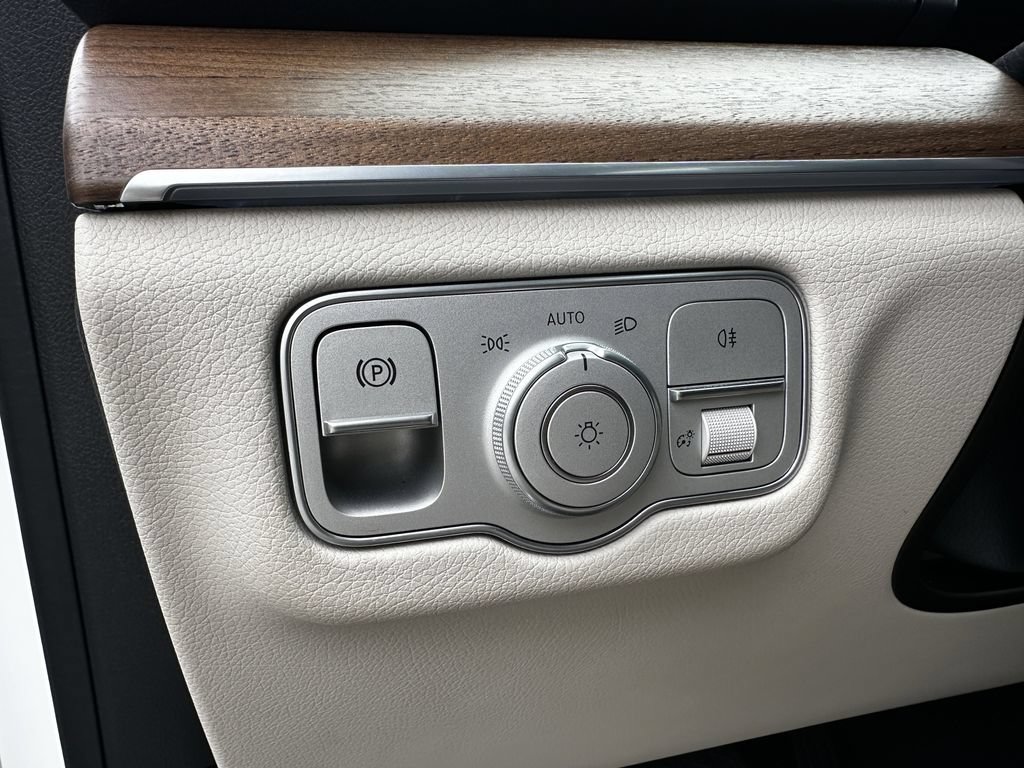 Certified 2025 Mercedes-Benz GLE 350 4MATIC image 35