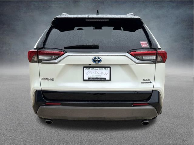 Used 2021 Toyota RAV4 XSE AWD/4WD image 8
