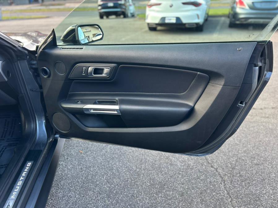 Used 2022 Ford Mustang GT w/ Equipment Group 301A image 17