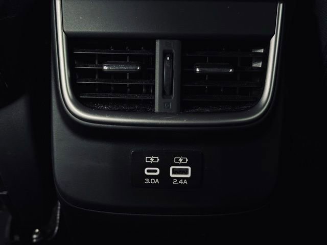 Used 2024 Subaru Outback Premium image 21