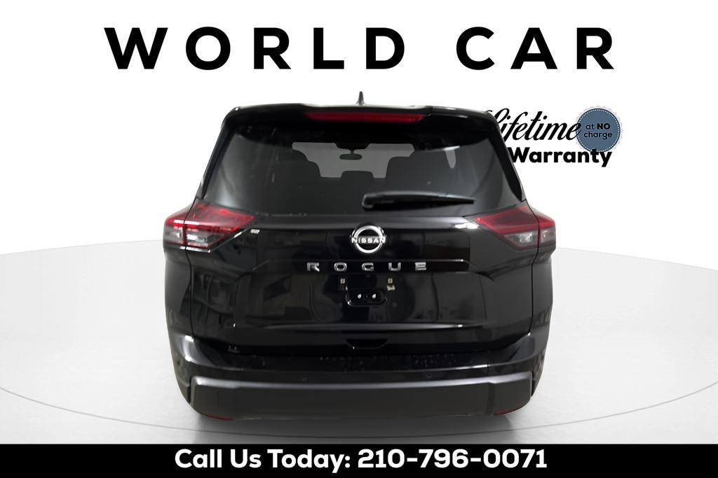 Used 2024 Nissan Rogue S image 13