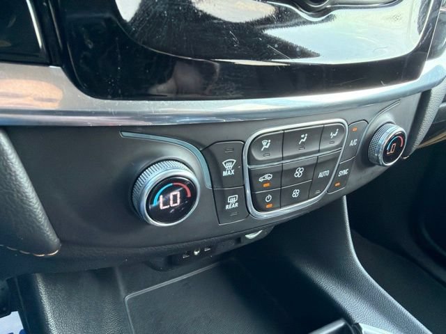 Used 2020 Chevrolet Traverse LS FWD image 15