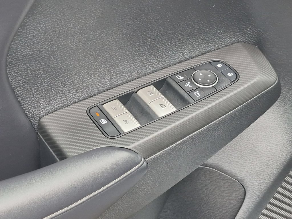 Used 2023 Mitsubishi Outlander SE AWD/4WD image 15