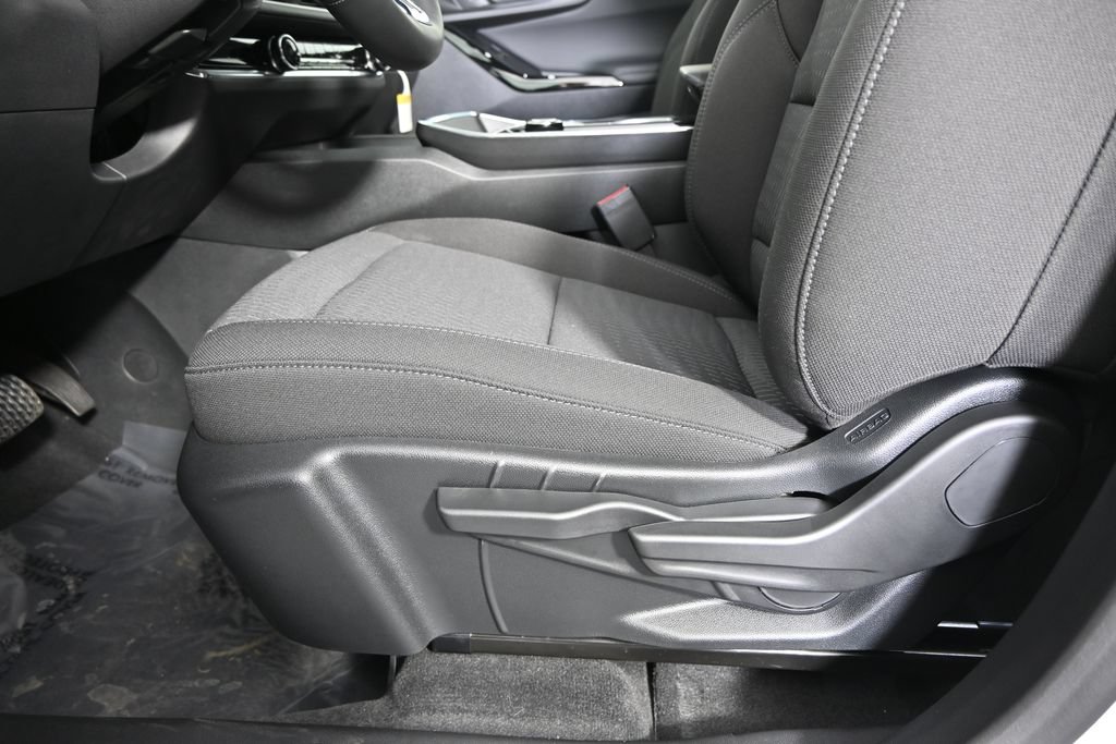 New 2026 Chevrolet Equinox LT w/ Safety and Technology Package AWD/4WD image 21