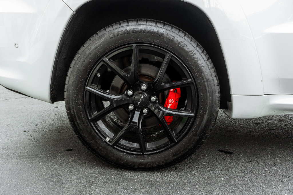 Used 2020 Jeep Grand Cherokee SRT w/ Trailer Tow Group IV AWD/4WD image 34