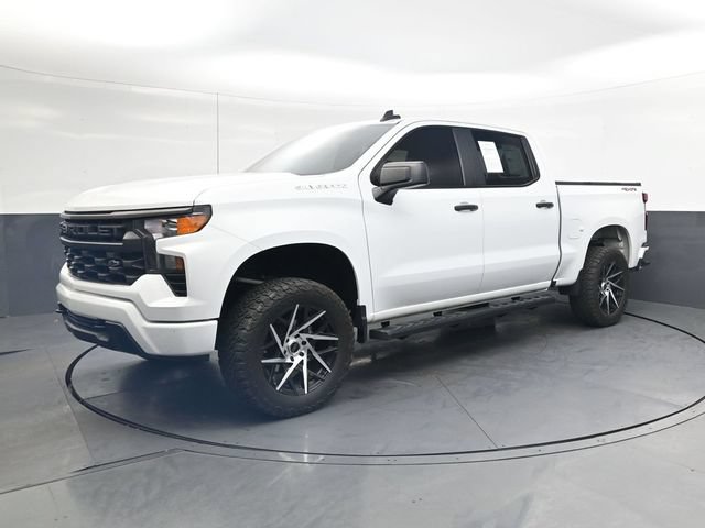 Used 2023 Chevrolet Silverado 1500 Custom AWD/4WD image 9