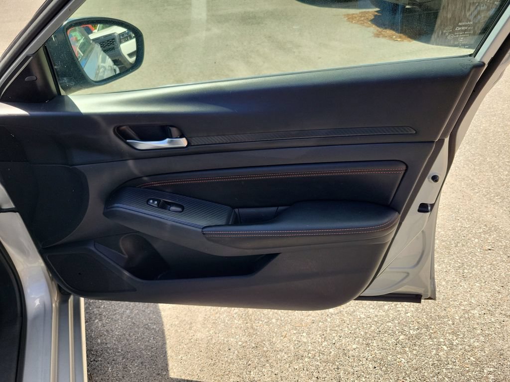 Used 2019 Nissan Altima 2.5 SR w/ SR Premium Package FWD image 33