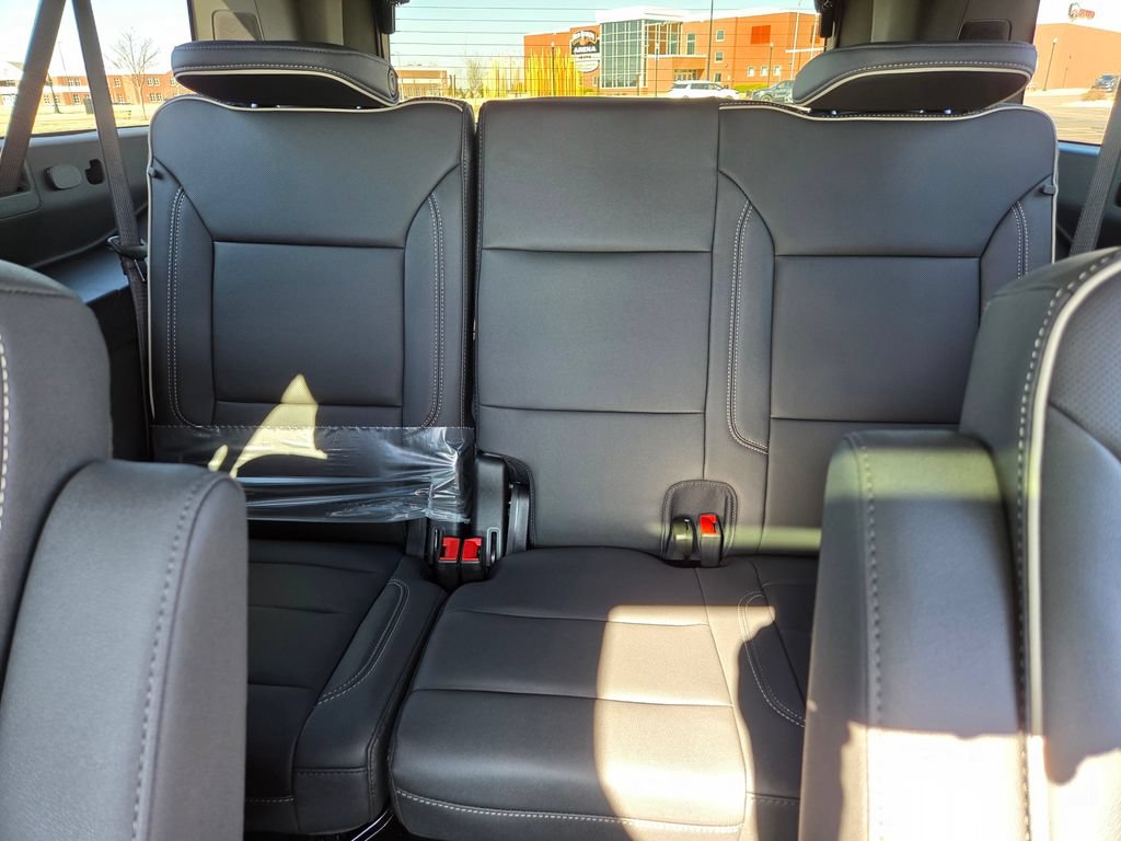 New 2026 GMC Yukon XL Elevation w/ Elevation Premium Package AWD/4WD image 60