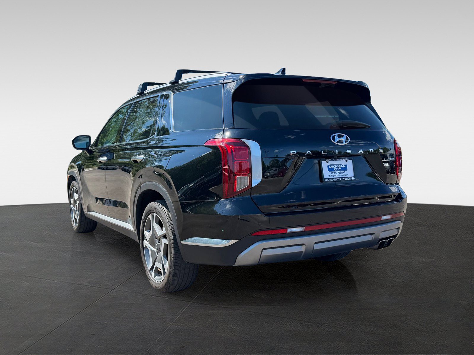 Certified 2023 Hyundai Palisade Limited AWD/4WD image 6