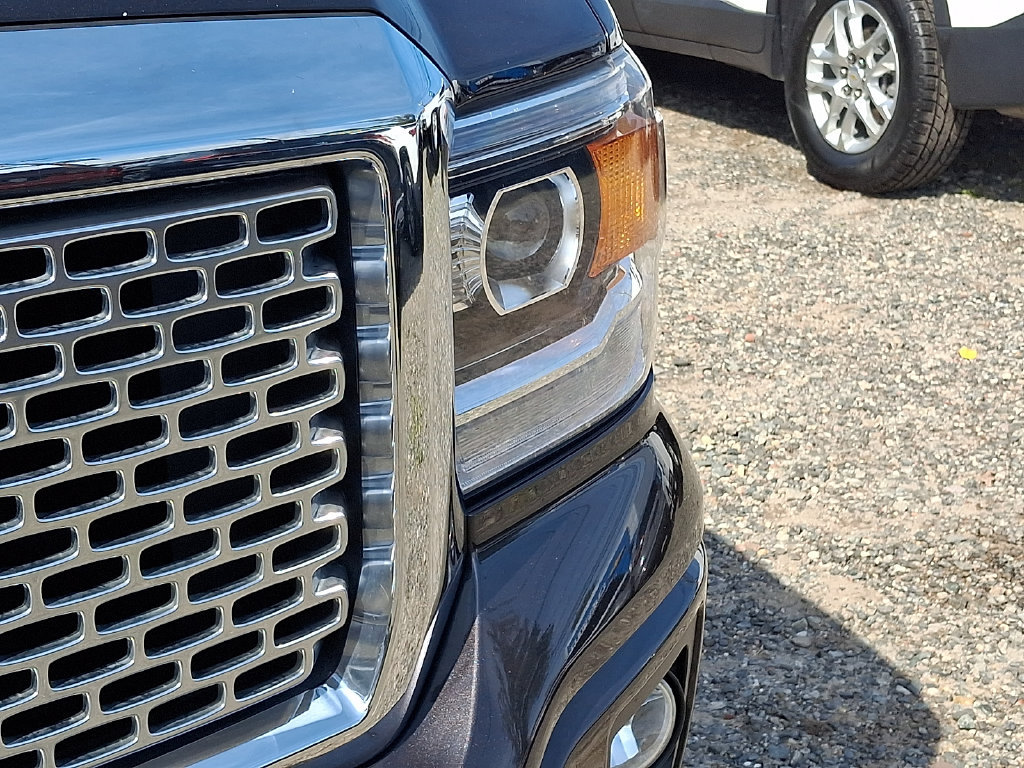 Used 2015 GMC Sierra 1500 Denali AWD/4WD image 36