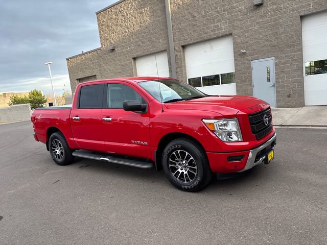 Used 2021 Nissan Titan SV w/ SV Convenience Package