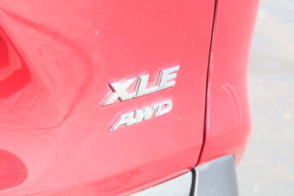 Used 2023 Toyota RAV4 XLE w/ Convenience Package AWD/4WD image 20