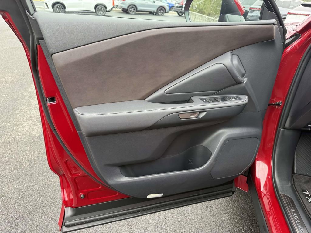 Used 2026 Lexus TX 350 AWD image 12