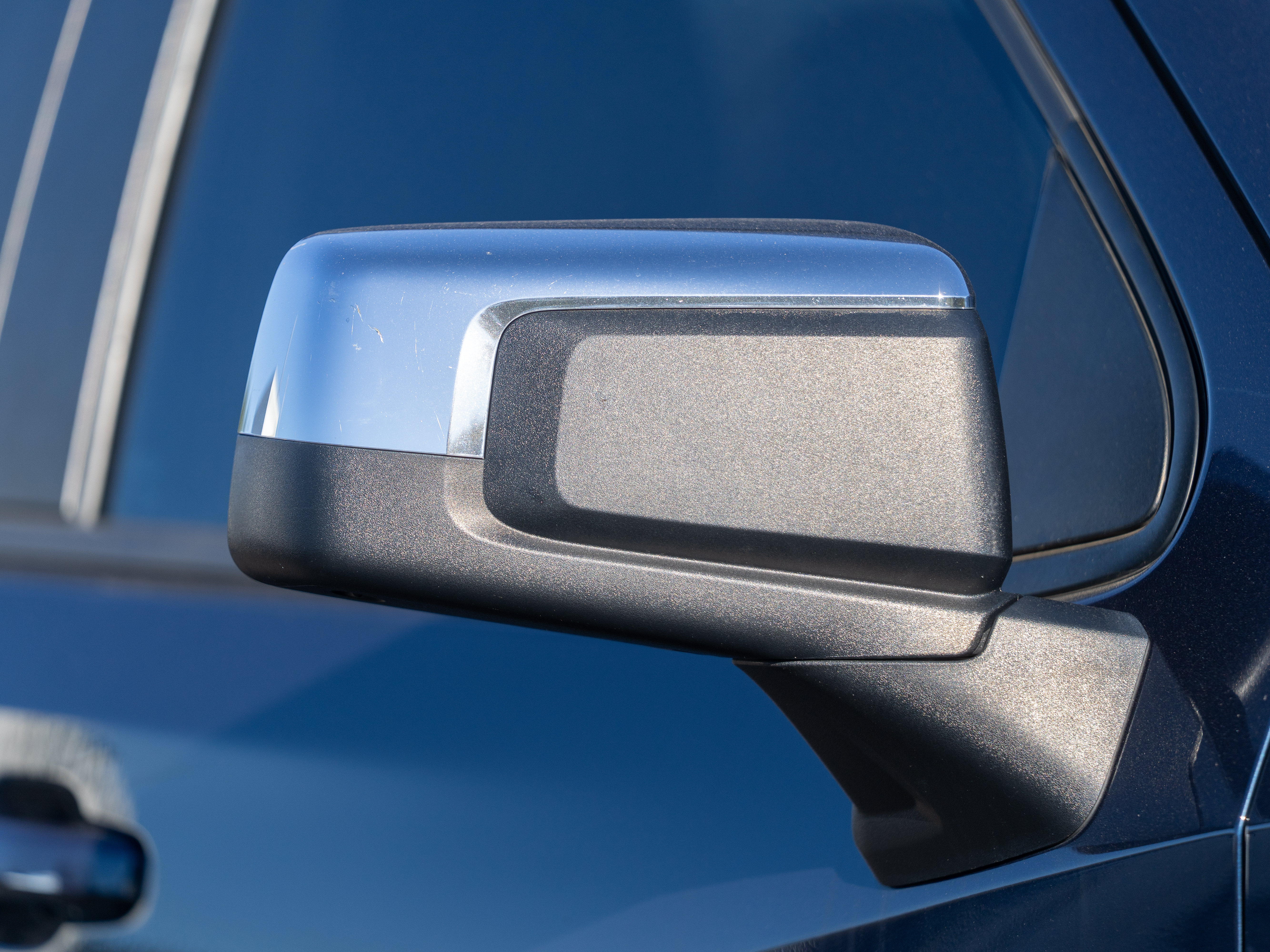 Used 2021 Chevrolet Silverado 1500 LT RWD image 44