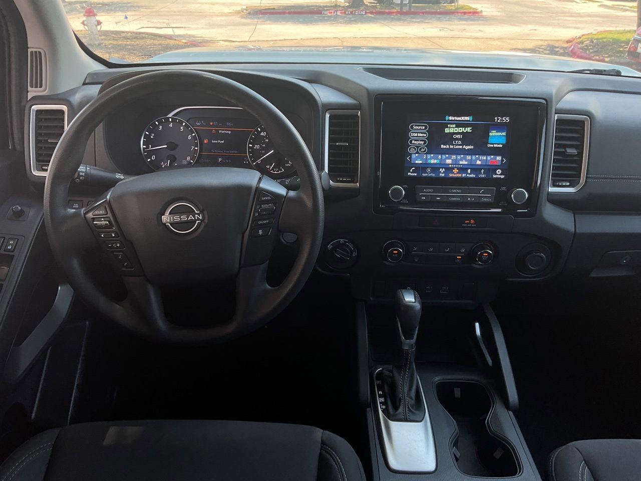 Used 2022 Nissan Frontier SV w/ Technology Package AWD/4WD image 10