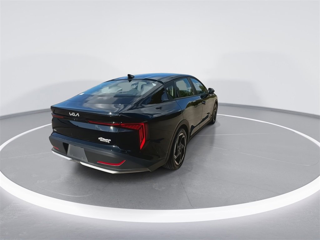 Used 2025 Kia K4 EX image 8