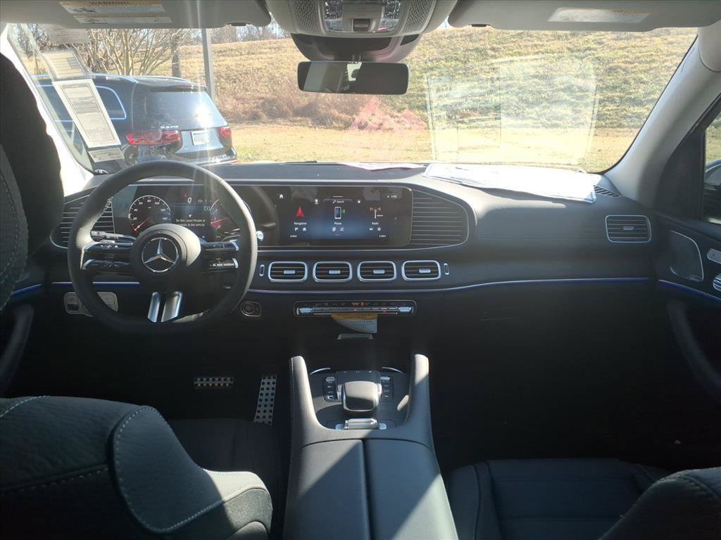 New 2026 Mercedes-Benz GLS 450 4MATIC image 21