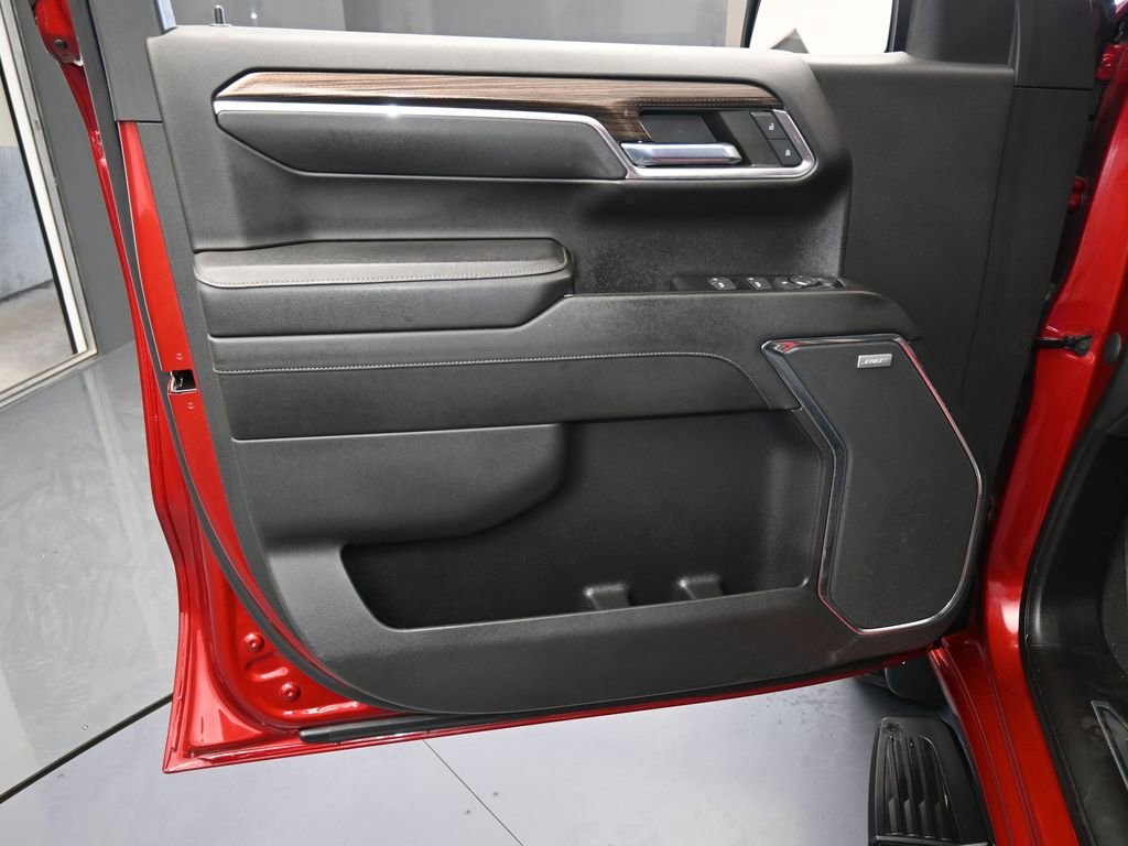 Used 2023 Chevrolet Silverado 1500 LT Trail Boss w/ LT Trail Boss Premium Package image 12