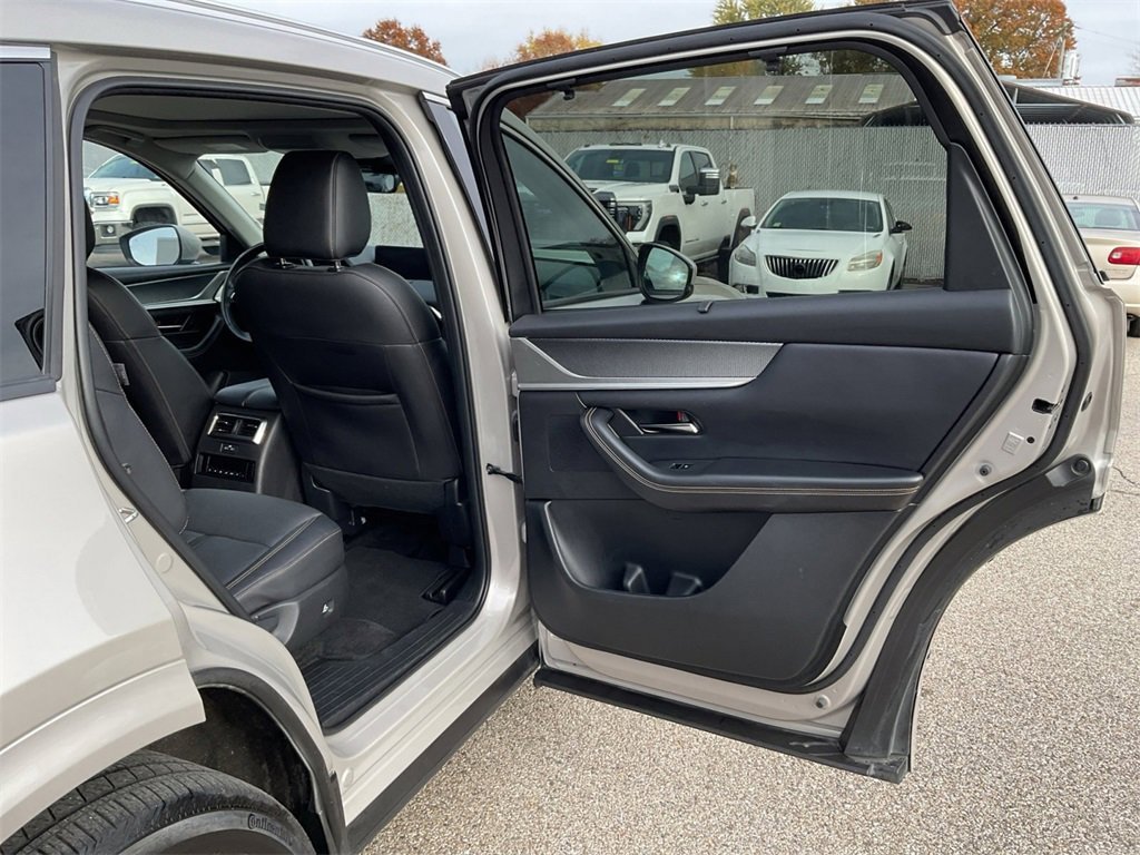 Used 2024 MAZDA CX-90 3.3 Turbo S image 17