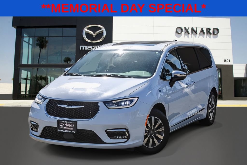 Used 2023 Chrysler Pacifica Limited
