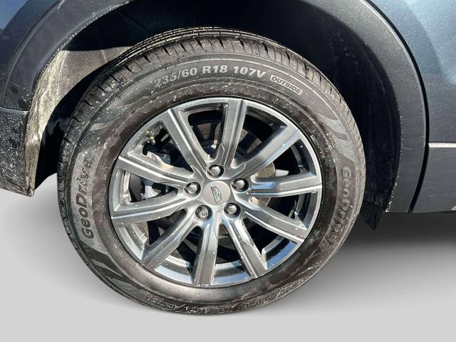 Used 2021 Cadillac XT4 Premium Luxury w/ Cold Weather Package image 9