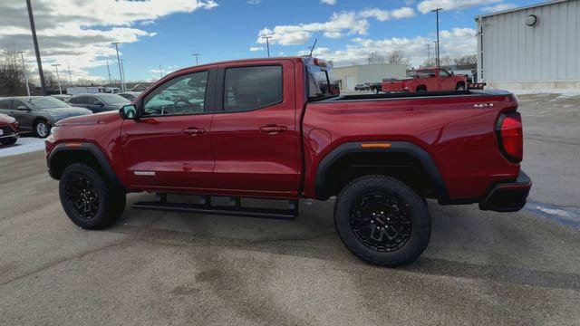 New 2026 GMC Canyon Elevation w/ Convenience Package image 44