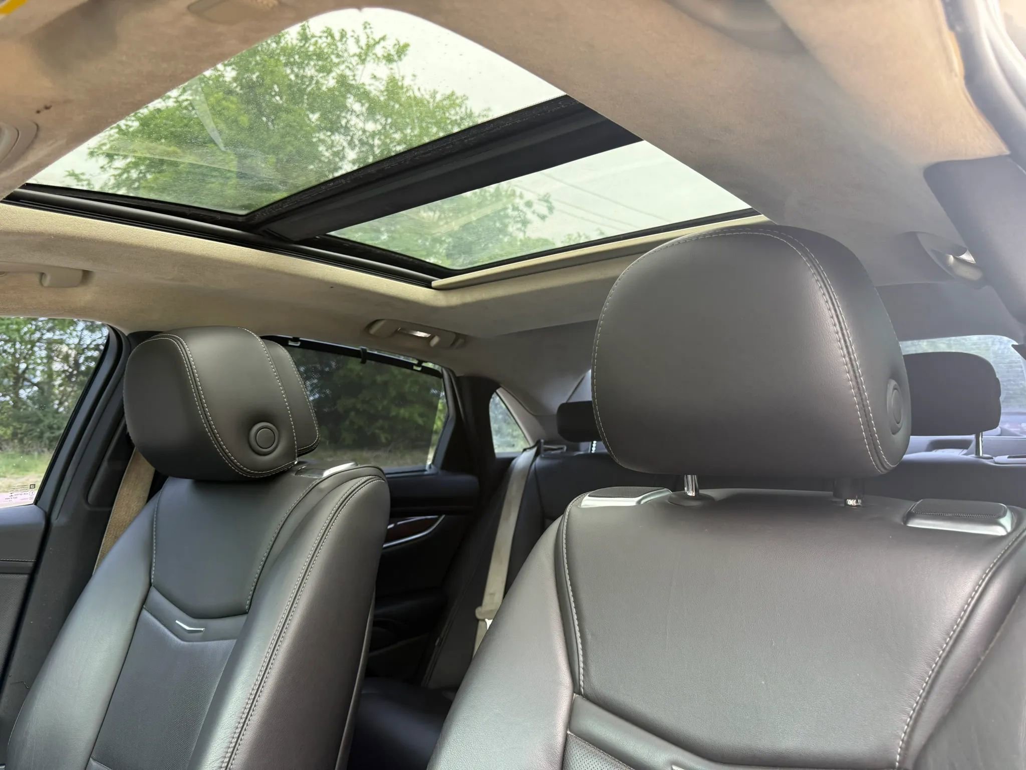 Used 2014 Cadillac XTS Platinum image 10