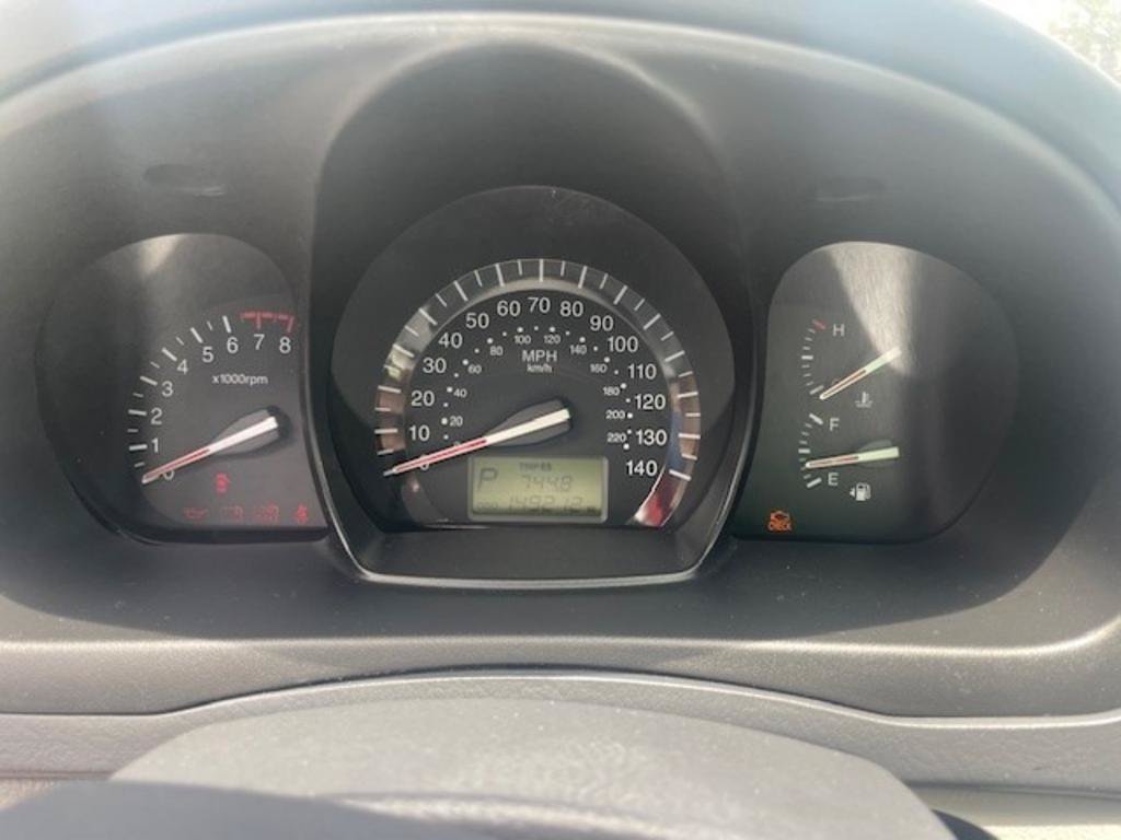 Used 2008 Kia Spectra EX FWD image 9