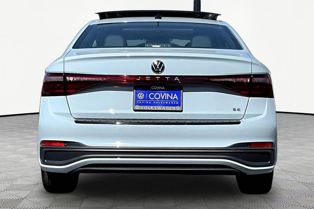 New 2026 Volkswagen Jetta SE image 5