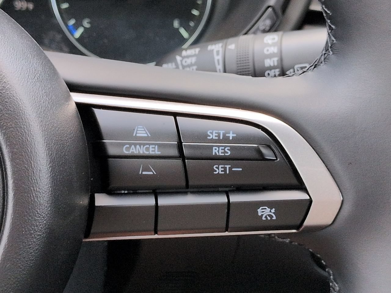 New 2026 MAZDA CX-30 AWD 2.5 S w/ Select Sport Pkg image 24