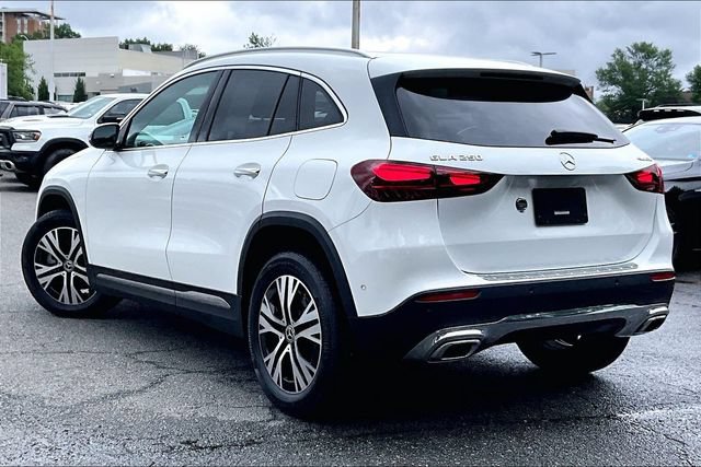 Used 2026 Mercedes-Benz GLA 250 4MATIC image 10