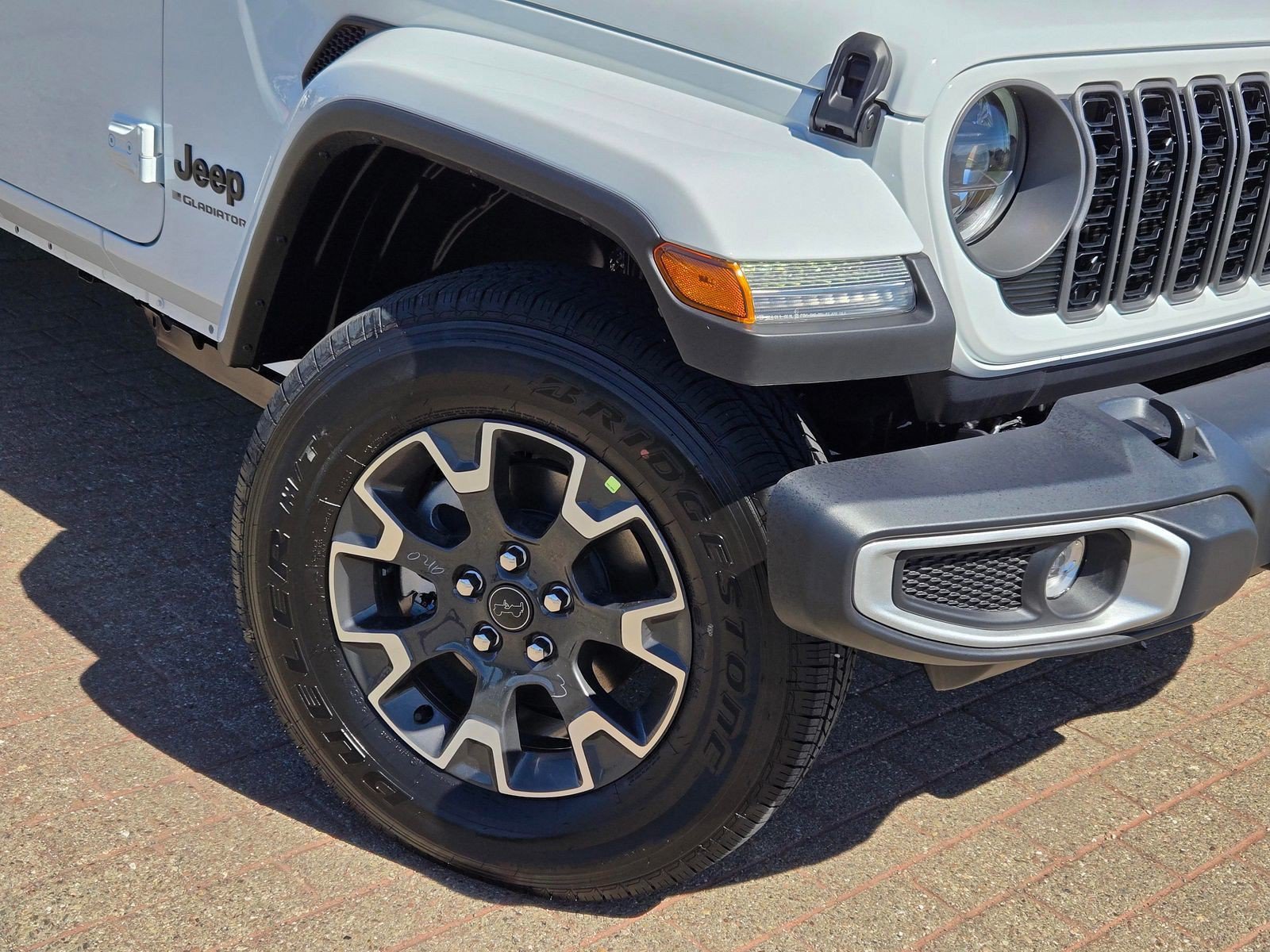 New 2026 Jeep Gladiator Sport AWD/4WD image 7