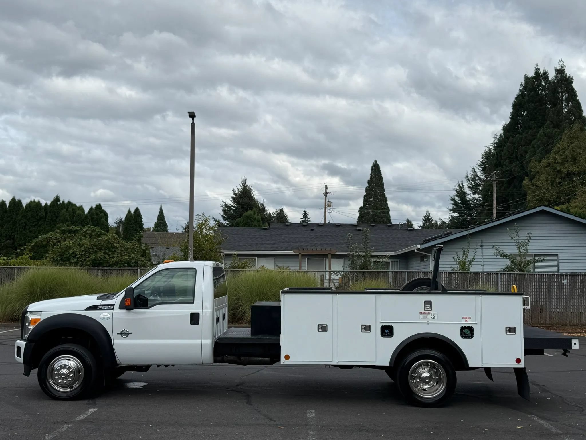 Used 2012 Ford F550 2WD Regular Cab Super Duty w/ Payload Upgrade Pkg image 2