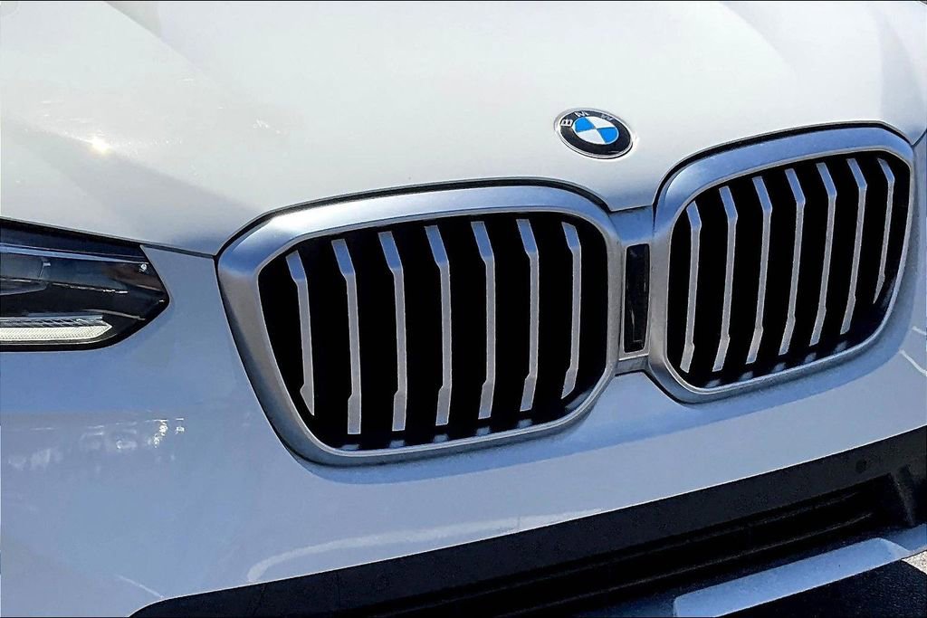 Used 2023 BMW X3 xDrive30i w/ Premium Package AWD/4WD image 32