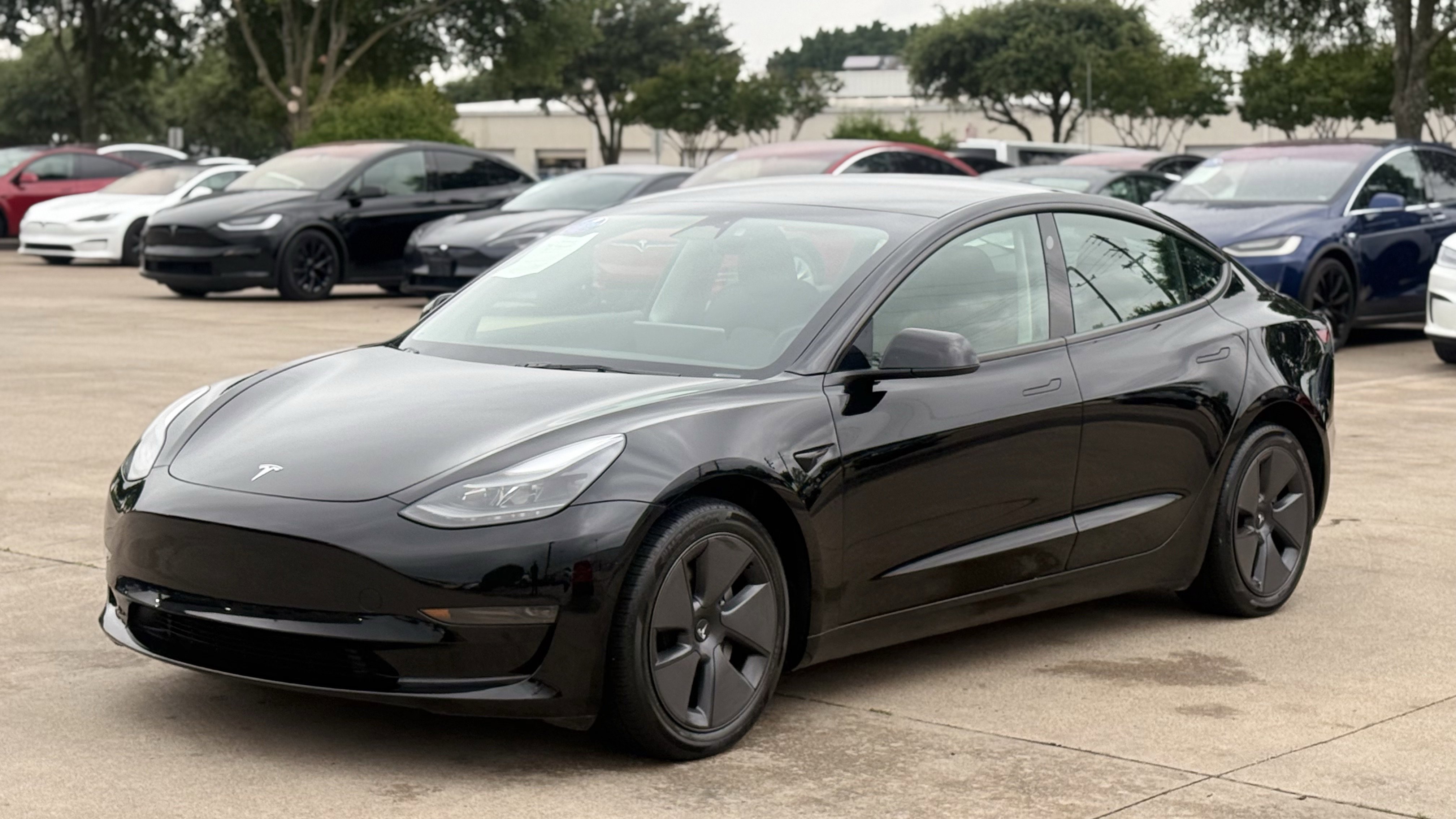 Used 2023 Tesla Model 3 Standard Range RWD image 6