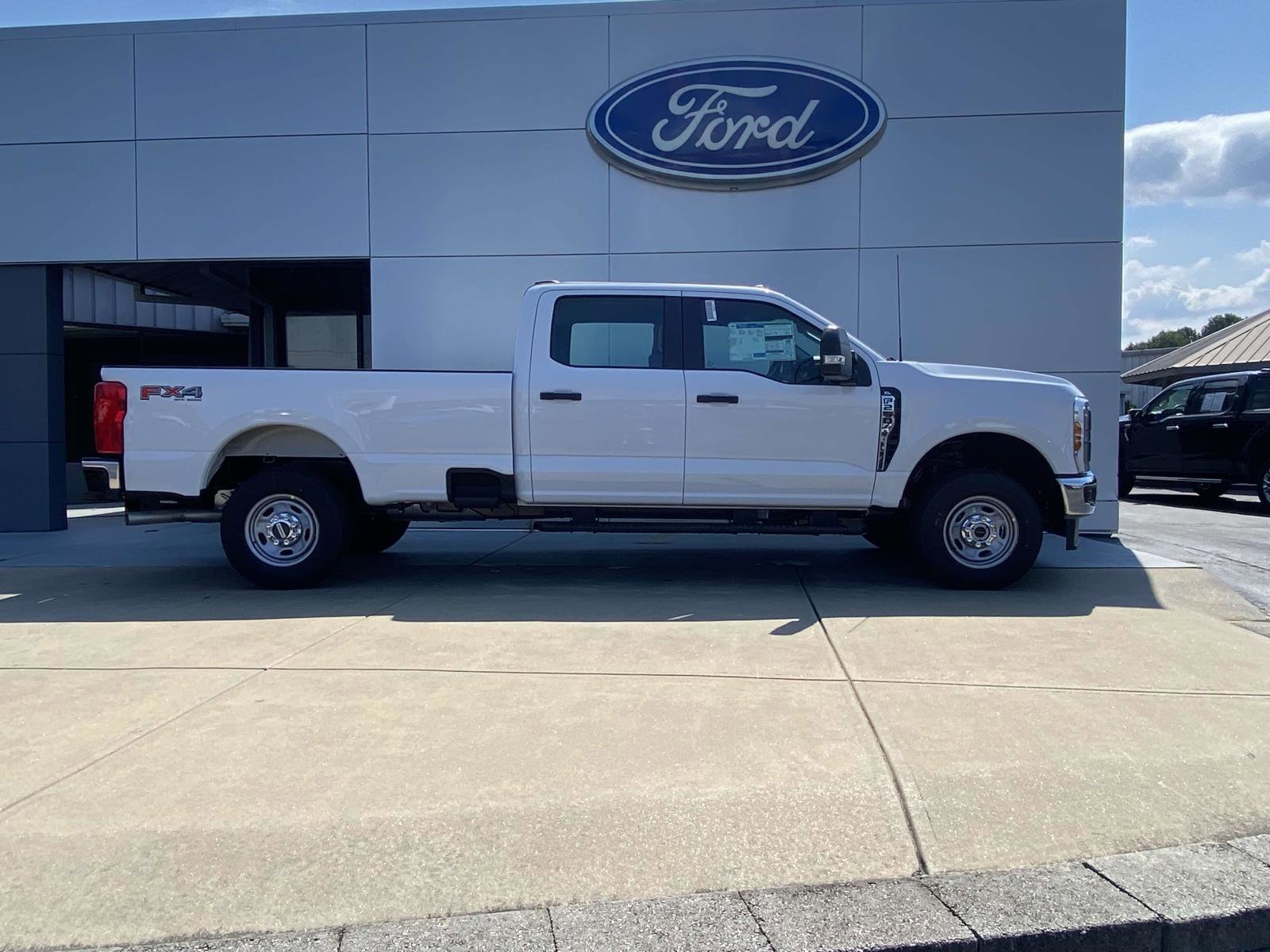 New 2026 Ford F250 4x4 Crew Cab Super Duty image 3