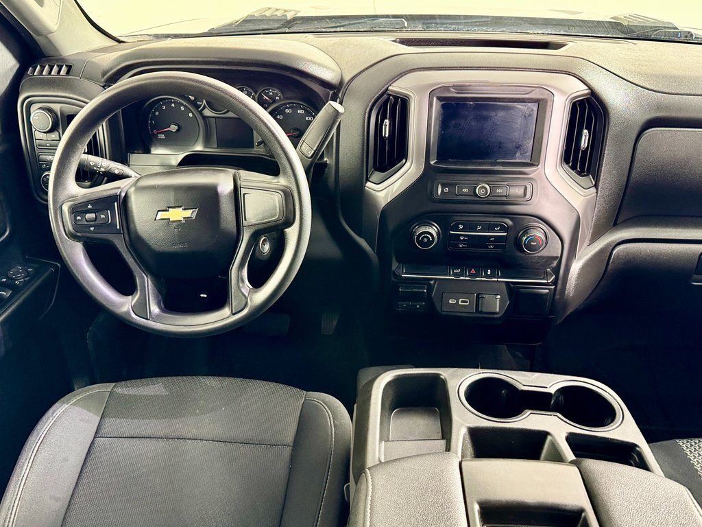 Used 2022 Chevrolet Silverado 2500 Custom w/ Custom Value Package image 21