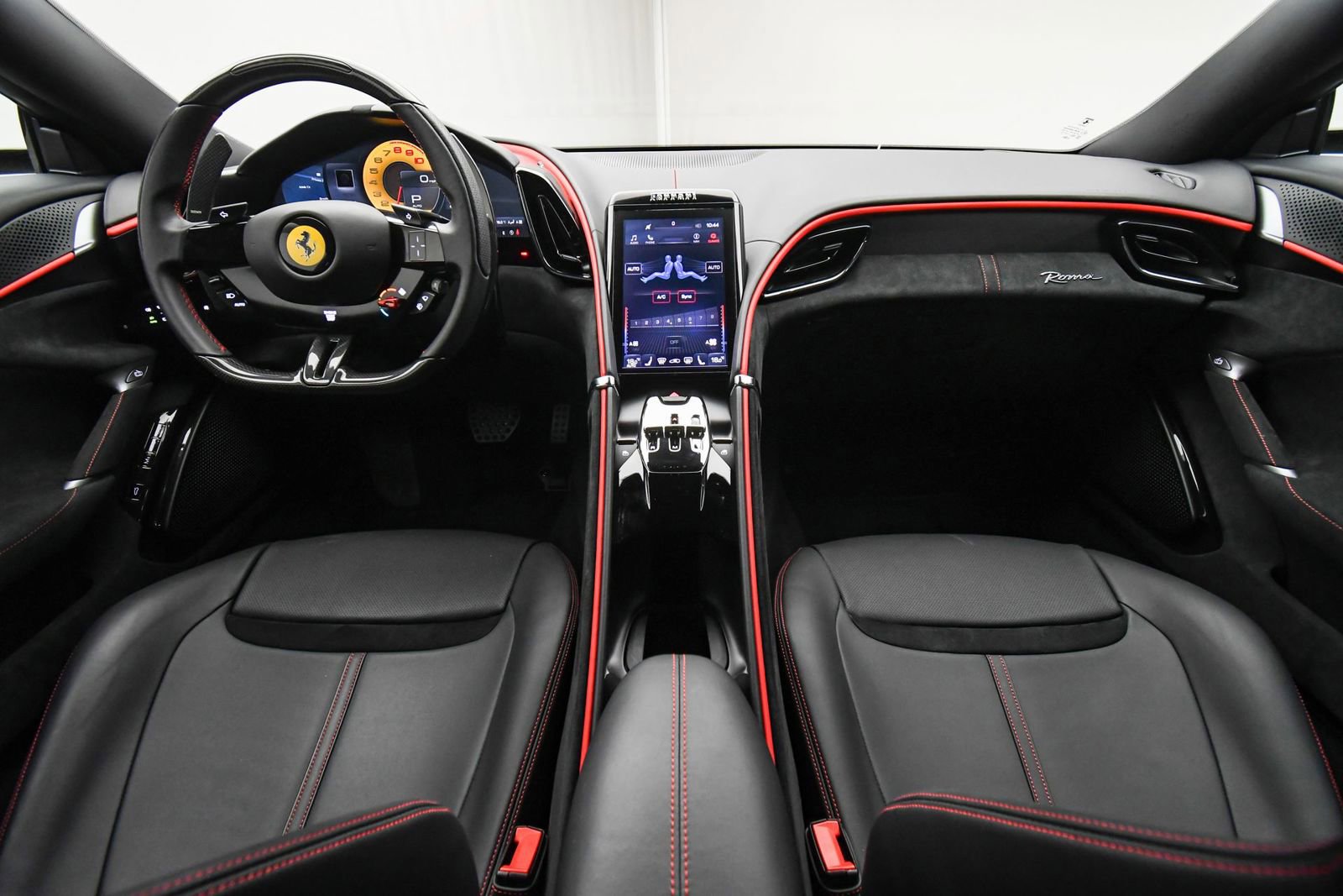 Used 2023 Ferrari Roma image 13