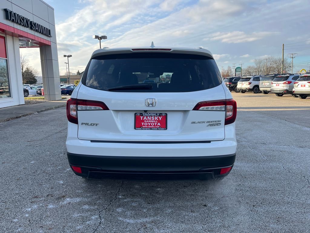 Used 2021 Honda Pilot Black Edition image 4
