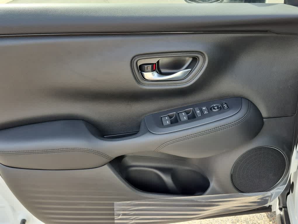 New 2027 Honda HR-V LX image 9
