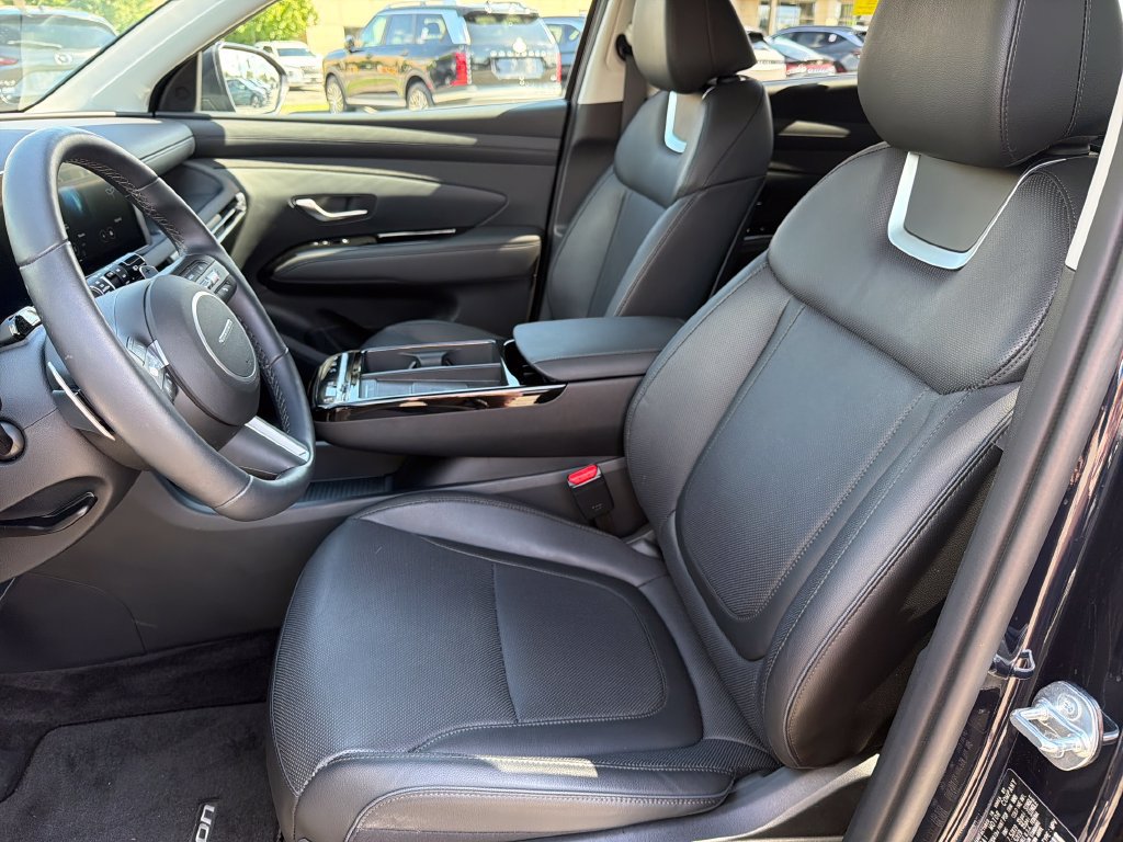 Certified 2025 Hyundai Elantra SEL FWD image 10