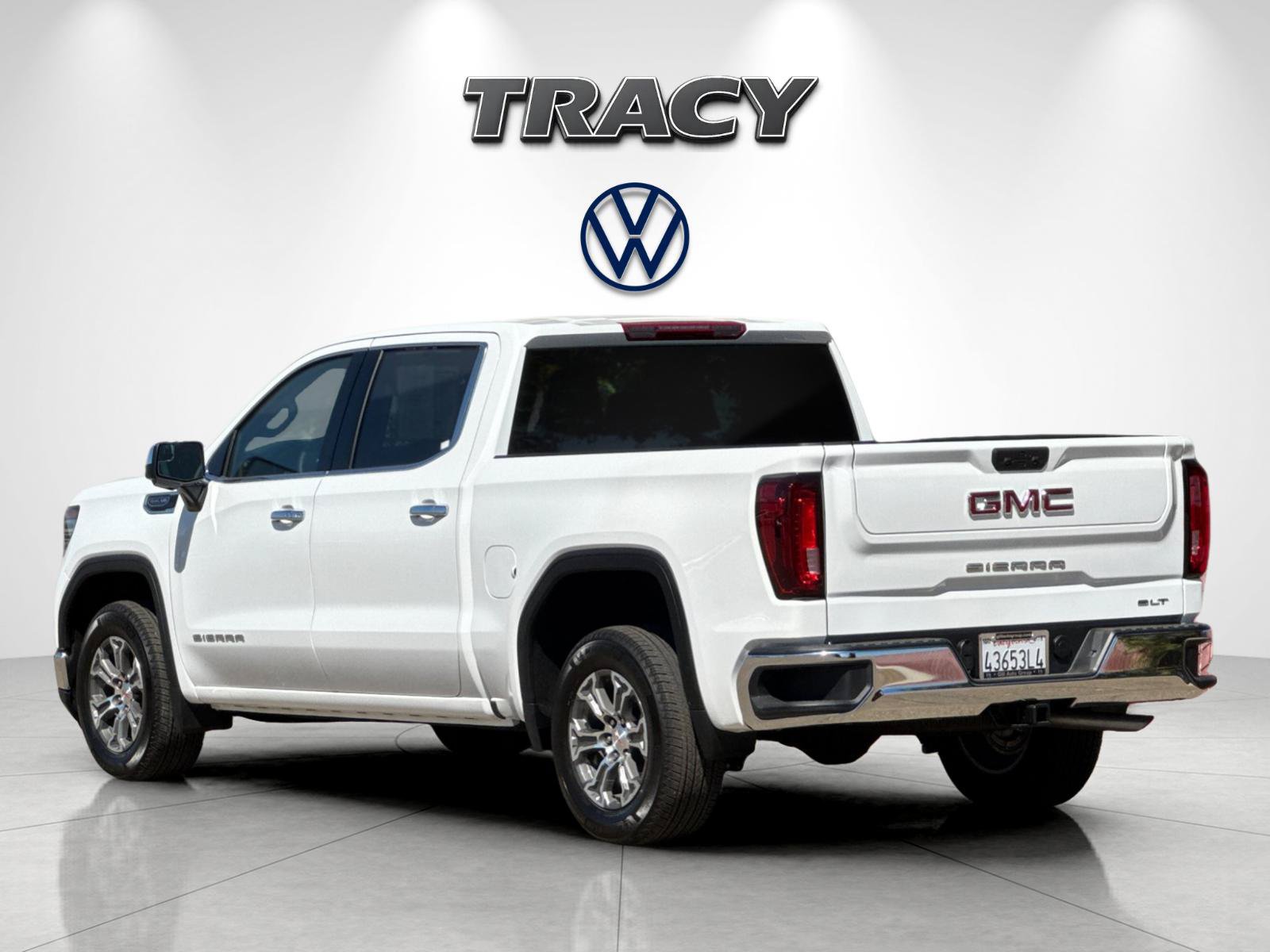 Used 2026 GMC Sierra 1500 SLT RWD image 6