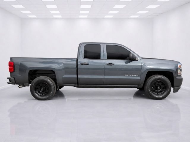Used 2017 Chevrolet Silverado 1500 W/T RWD image 5