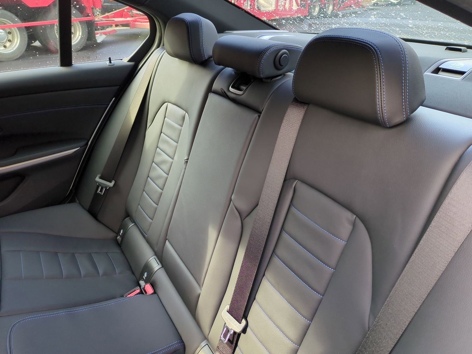 Used 2026 BMW 330i Sedan image 30