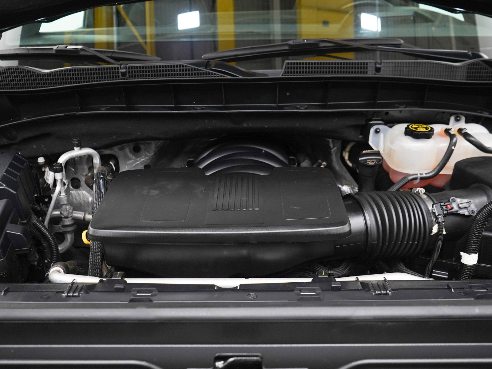 Used 2023 GMC Sierra 1500 AT4 w/ Technology Package AWD/4WD image 30
