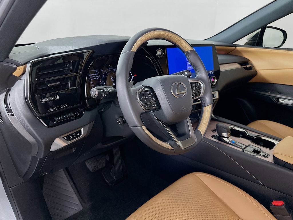 Used 2023 Lexus RX 350 Premium Plus w/ Accessory Package (Z1) FWD image 9